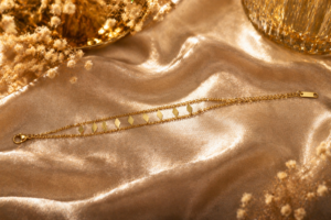 Modern Runaway Golden Bracelet – Anti Tarnish Jewellery